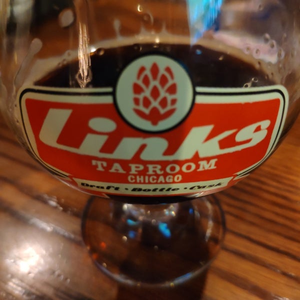 Photo taken at Links Taproom by Wes S. on 12/17/2018