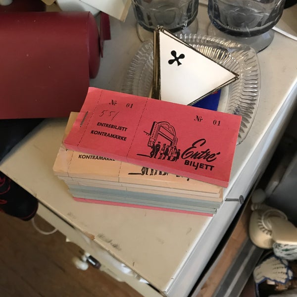 Cell phone png. Old touch. Слайд touch designer. Coldea духи. Лсд трип.