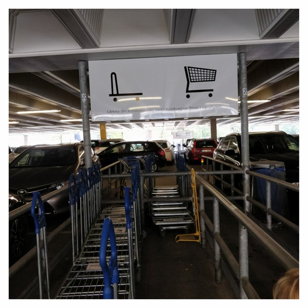 IKEA Parking lot Skärholmen, Storstockholm