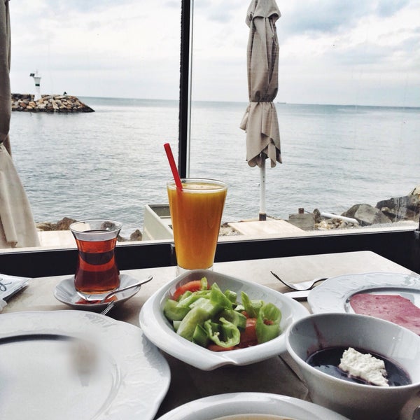 Yaz kış denizin dibinde kahvaltı edebilmek pek keyifli👌
