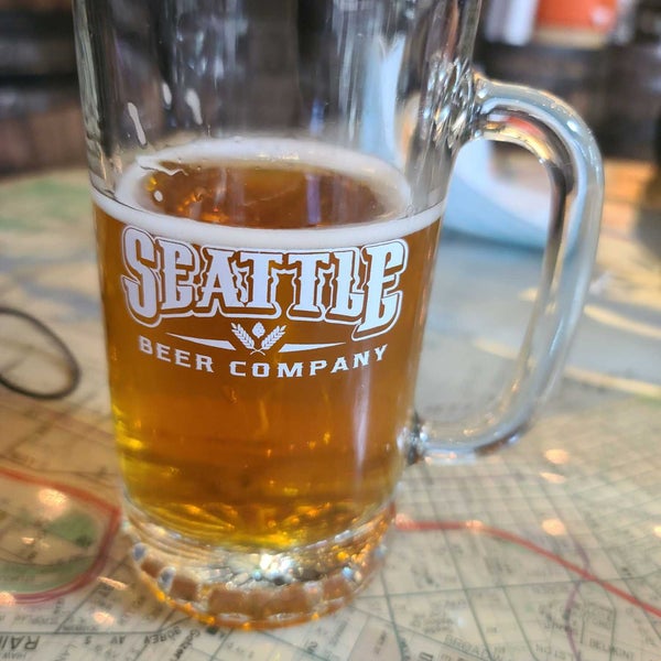 Photo taken at Seattle Beer Co. by Mark O. on 11/10/2021
