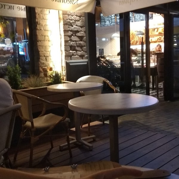 Хлебные истории красная 176. Хлебная история красная 17. Хлебные истории красная 176. Хлебная история красная 17. Пироженница кафе в краснодаре.