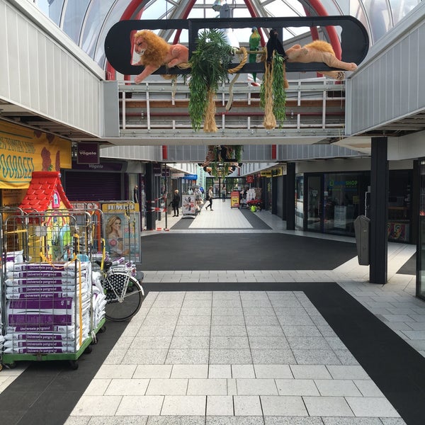Winkelcentrum Op de Kamp Shopping Mall in Landgraaf