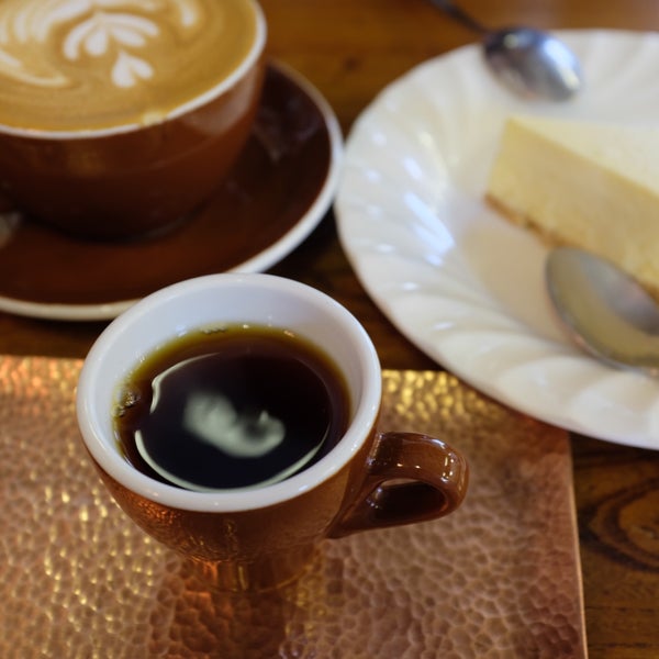 Foto tirada no(a) Soloist Coffee Co. por shutterbug b. em 4/14/2018