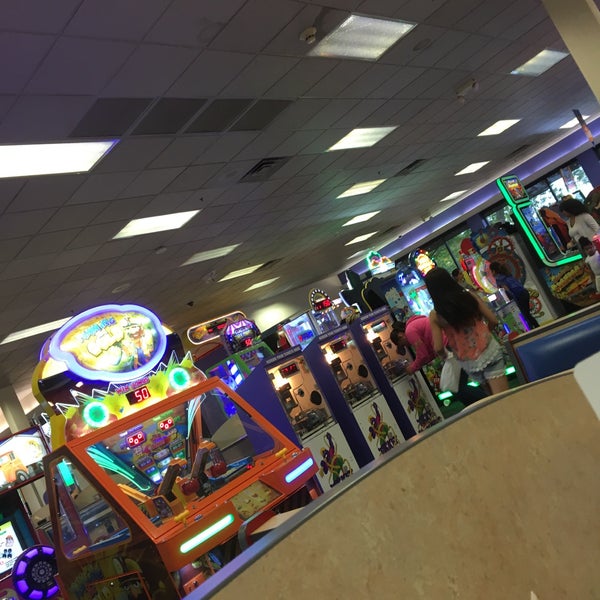 Chuck E. Cheese Warwick, RI