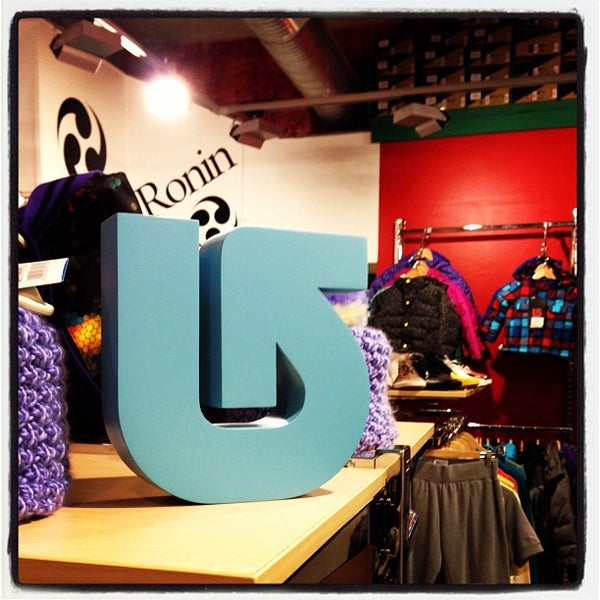 Московская 1б. S b москва. S b москва. 22, стр. B shop.
