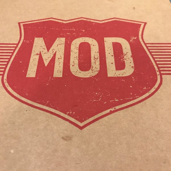 รูปภาพถ่ายที่ Mod Pizza โดย C M. เมื่อ 1/30/2017