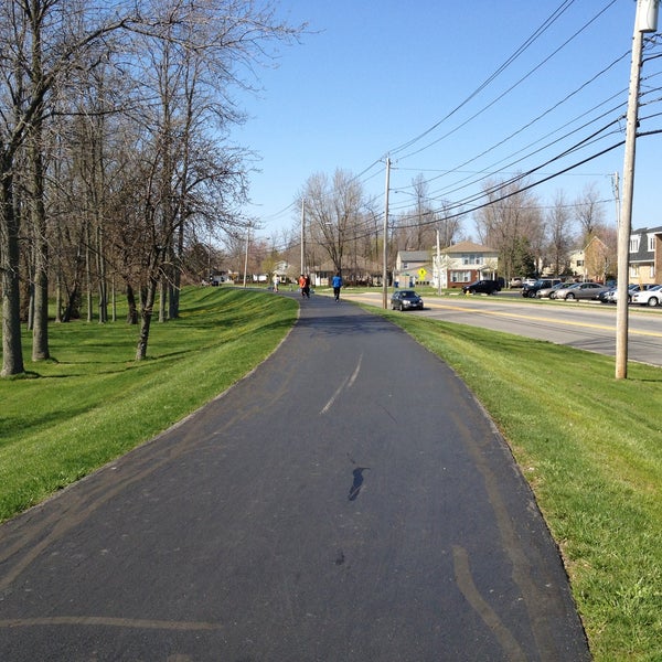 Amherst Bike Path 8 tips