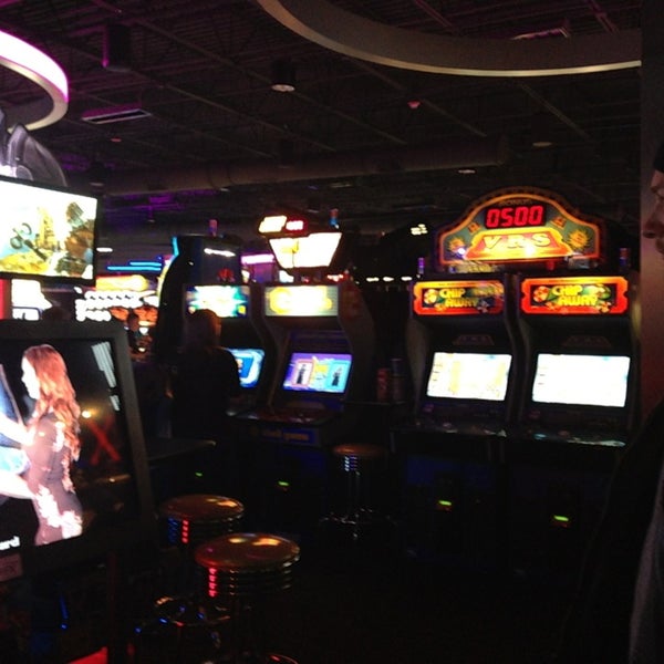 2/3/2013にDavid B.がDave &amp; Buster&#39;sで撮った写真