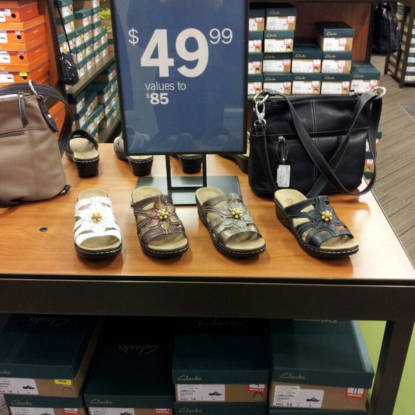clarks outlet store