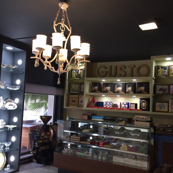 Gusto Çikolata Dessert Shop in Muğla