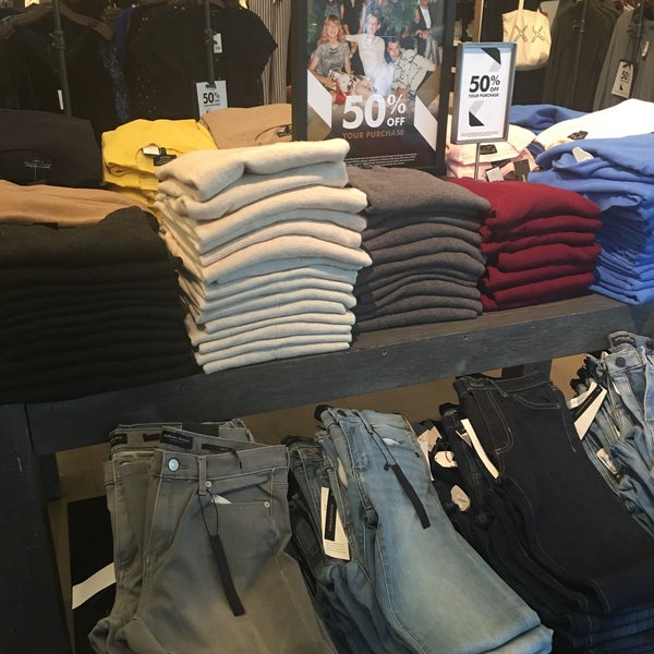 Banana Republic Garden City, NY