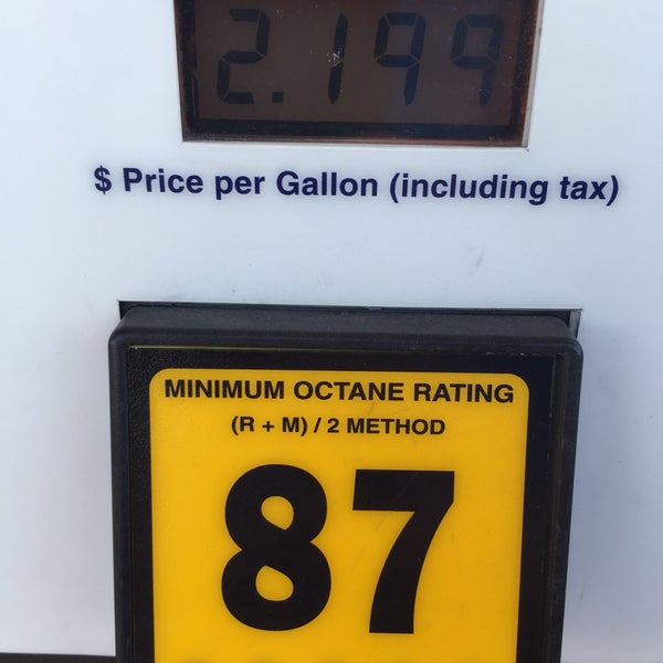 Holiday Stationstores Fuel Station in Eden Prairie