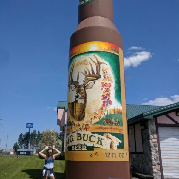 Photo taken at Big Buck Brewery &amp; Steakhouse by Erin K. on 5/20/2016