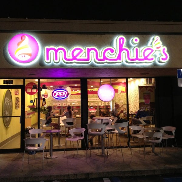 Photo taken at Menchie&#39;s by Ted G. on 4/4/2013