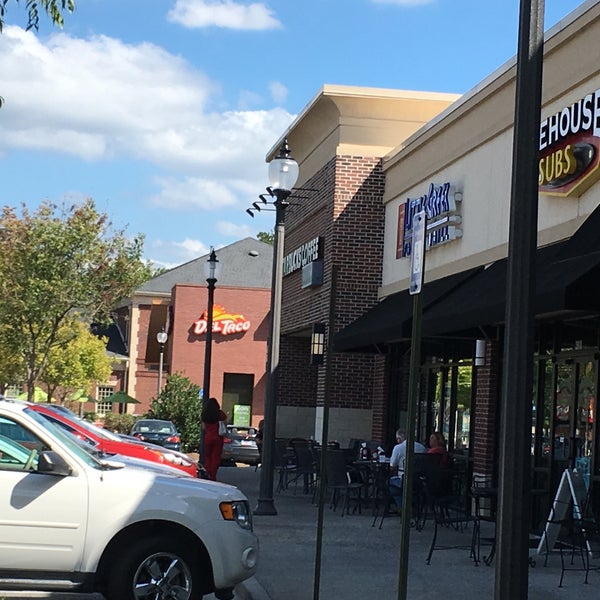 Starbucks Coffee Shop in Kennesaw