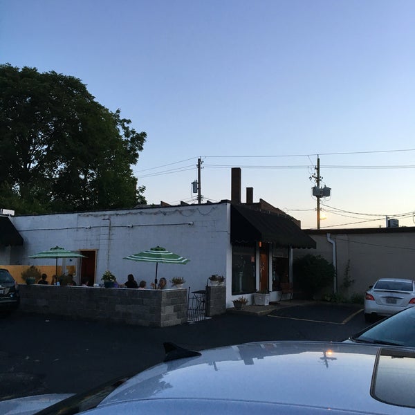 India Garden 18405 Detroit Ave