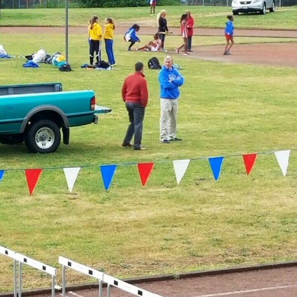 Edgemont Junior High School Edgewood, WA