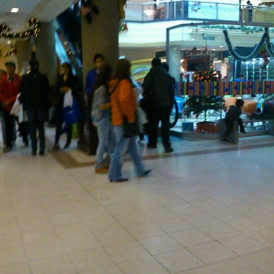 12/24/2012 tarihinde Sebastian Y.ziyaretçi tarafından Mall Arauco Chillán'de çekilen fotoğraf