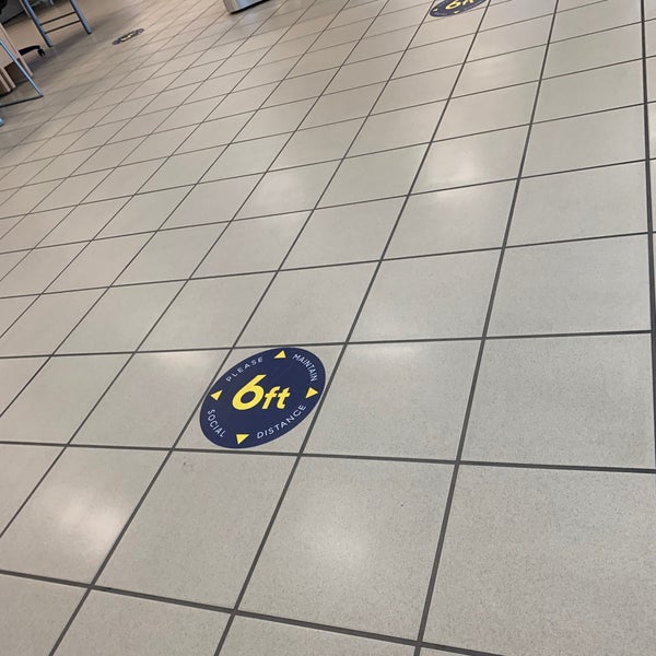 CarMax Auto Dealership in Oxnard