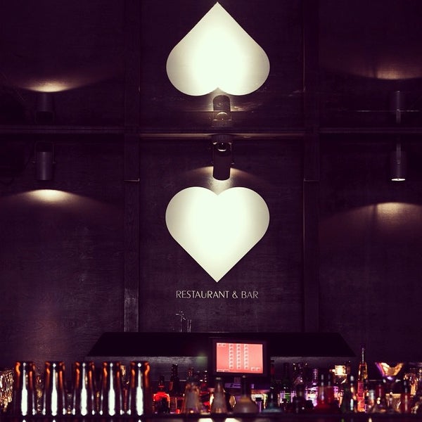 Photo taken at HEART Restaurant &amp; Bar by Heart M. on 1/8/2015