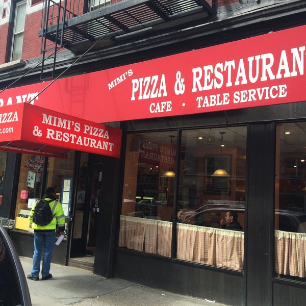 Снимок сделан в Mimi&#39;s Pizza Kitchen пользователем David A. 4/1/2015