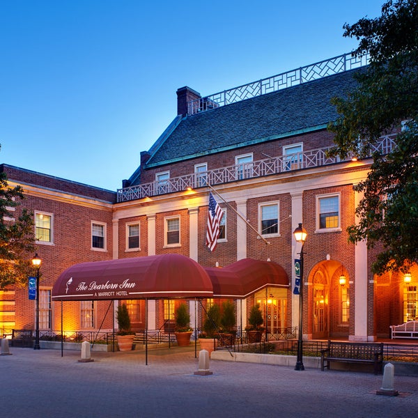 Photo taken at The Dearborn Inn, A Marriott Hotel by The Dearborn Inn, A Marriott Hotel on 12/29/2014
