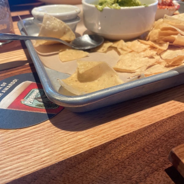 Photo taken at BJ&#39;s Restaurant &amp; Brewhouse by Dianna S. on 3/25/2021