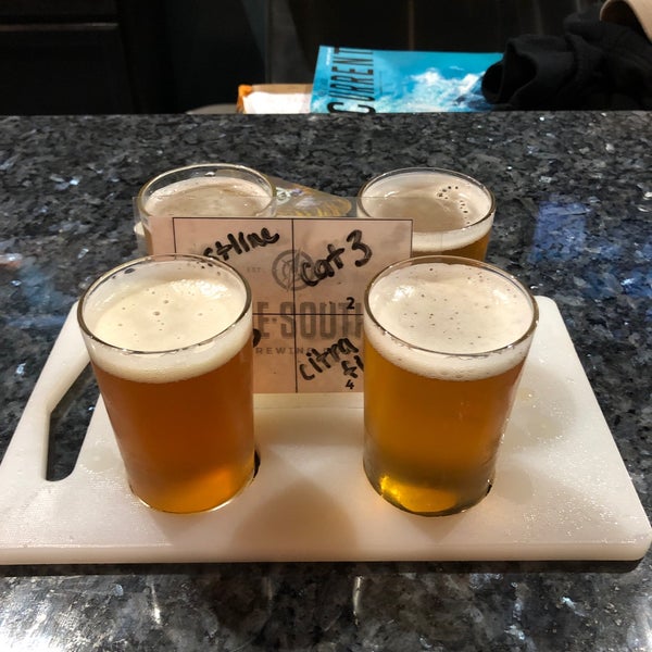Photo taken at Due South Brewing Co. by Dianna S. on 3/20/2019