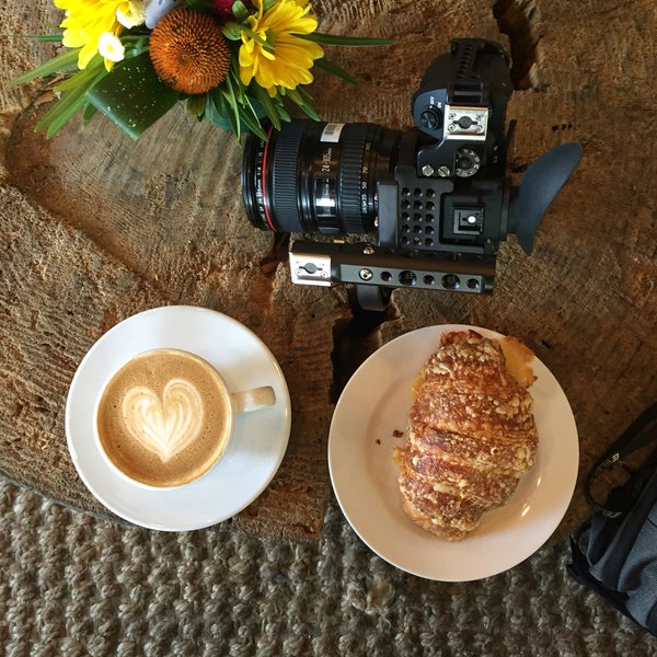 8/10/2016 tarihinde M T.ziyaretçi tarafından The District Coffee House'de çekilen fotoğraf