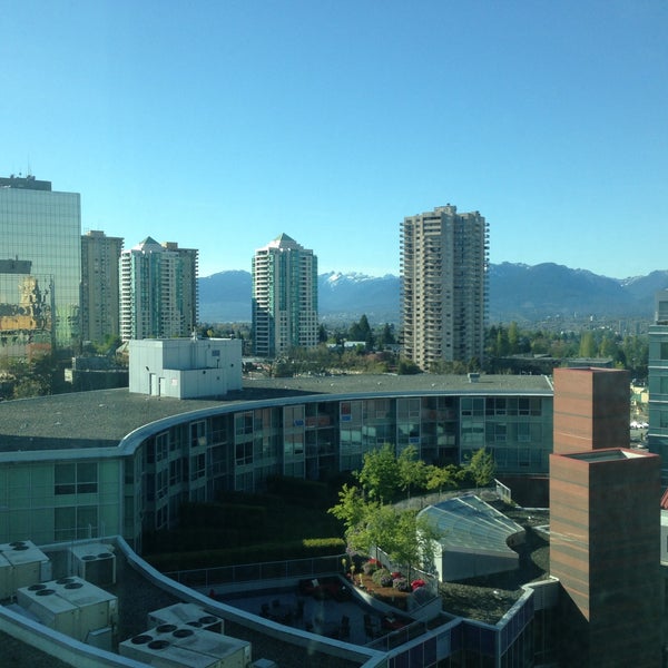 Das Foto wurde bei Hilton Vancouver Metrotown von Qingqing L. am 5/4/2013 aufgenommen
