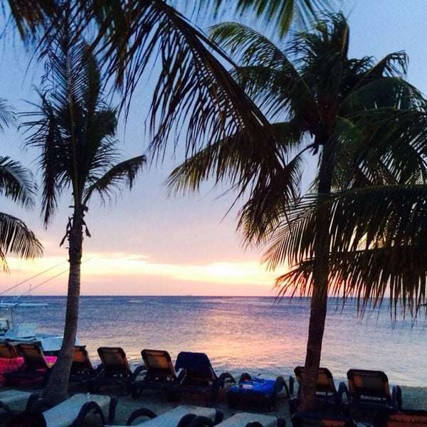 9/28/2014 tarihinde Marietziyaretçi tarafından Chogogo Dive &amp; Beach Resort Curacao'de çekilen fotoğraf