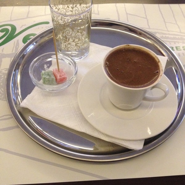 11/20/2014 tarihinde Talar S.ziyaretçi tarafından Veranda Cafe &amp; Restaurant'de çekilen fotoğraf