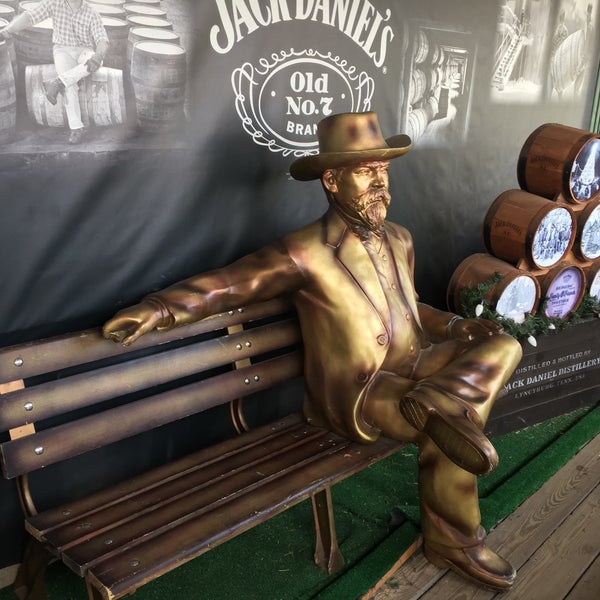 Pine Orchard Liquors Ellicott City, MD