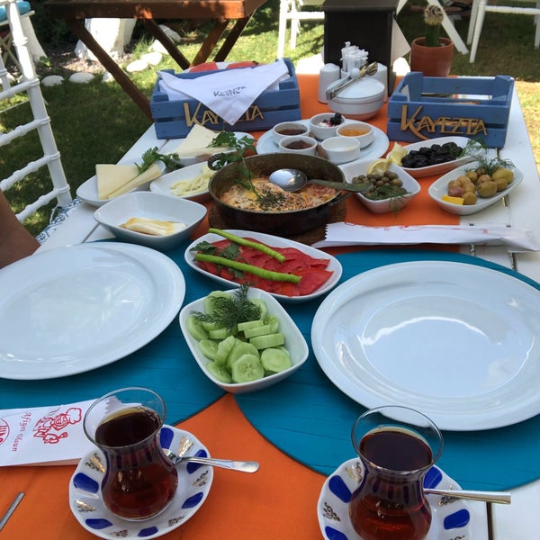 Photo taken at Alaçatı Kayezta Butik Otel by Eylem G. on 7/22/2018