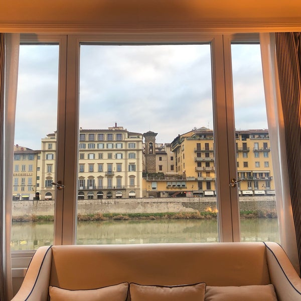 Foto tirada no(a) Hotel Lungarno por luogo segreto em 12/27/2018