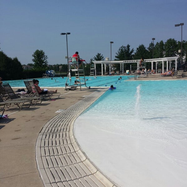 Thornwood Community Center Swimming Pool in South Elgin