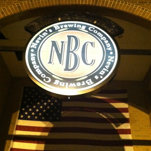 Foto tirada no(a) Nevin&#39;s Brewing Company por Rob K. em 1/18/2013