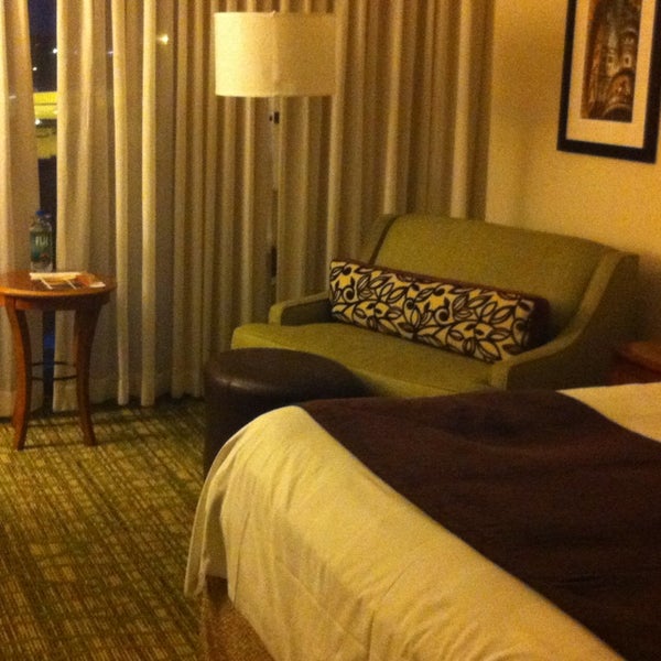 Photo taken at Tampa Airport Marriott by Tasha R. on 1/20/2013