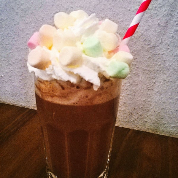 Salty caramel hot chocolate with marshmallows :)