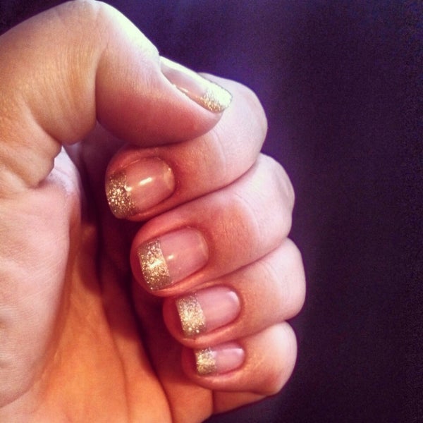 Vie's Nails Lakeview 11 tips