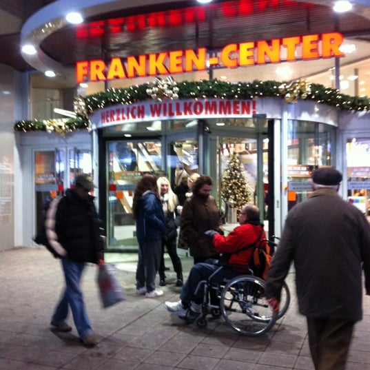 12/14/2012 tarihinde Bahar P.ziyaretçi tarafından Franken-Center'de çekilen fotoğraf