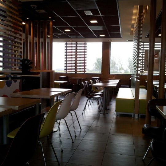 Foto tomada en McDonald&#39;s  por sjoukje d. el 10/29/2012