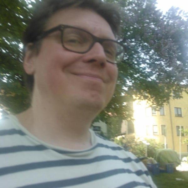รูปภาพถ่ายที่ Käpylän Lippakioski โดย Jukka S. เมื่อ 6/4/2014