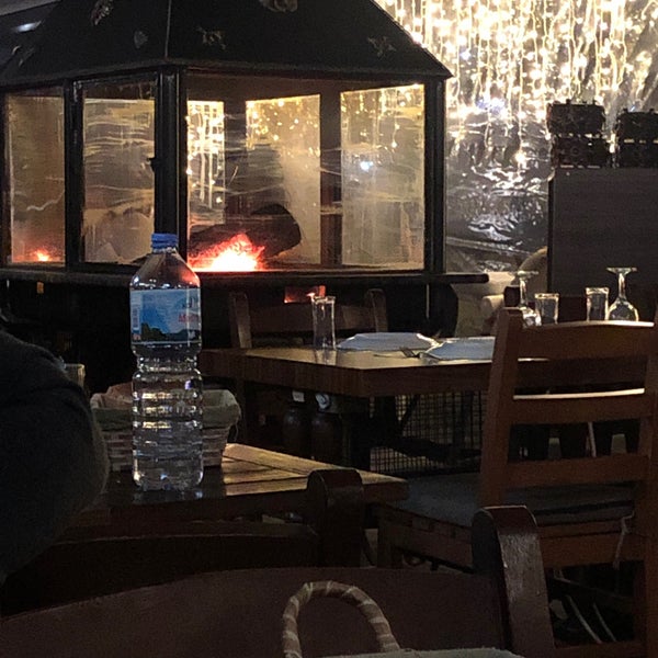 รูปภาพถ่ายที่ Pub_uç Avlu โดย Serdar Ş. เมื่อ 1/24/2020