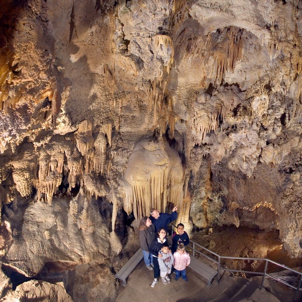Photo taken at Lake Shasta Caverns by Lake Shasta Caverns on 12/31/2014