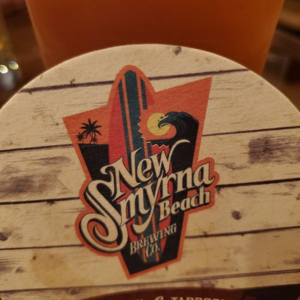 Foto tomada en New Smyrna Beach Brewing Company  por Sean W. el 10/6/2019