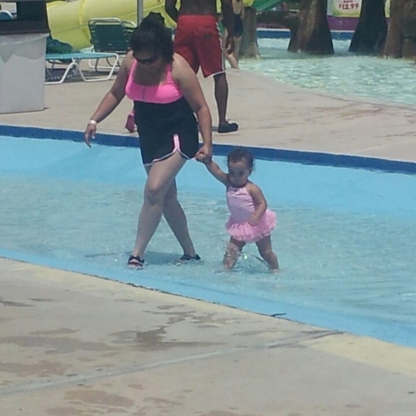 Photo taken at Splashtown San Antonio by Db P. on 6/11/2013