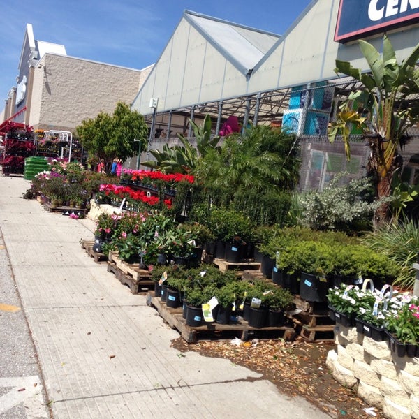 Lowe S Hardware Store In Bradenton