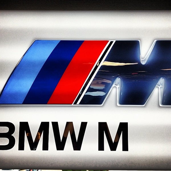 Снимок сделан в BMW North Scottsdale пользователем Penske Automotive A. 12/19/2013